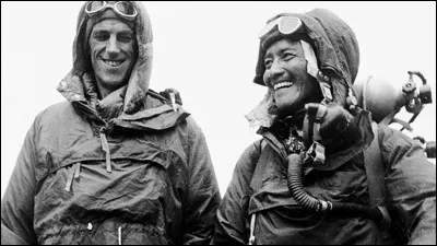 Quel sommet est atteint pour la premi&egrave;re fois ?