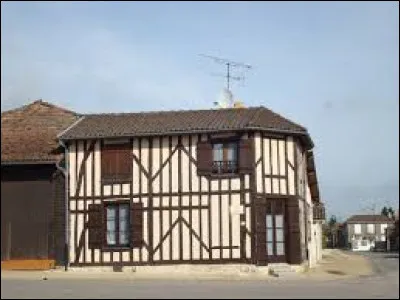 Nous sommes &agrave; Hampigny. Village Aubois, il se situe en r&eacute;gion ...