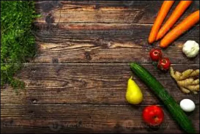 Quel plat japonais consiste en une brochette de poulet grill&eacute; ?