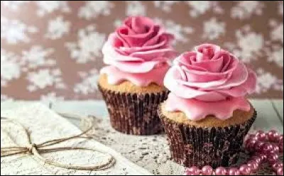 Quel dessert italien est parfum&eacute; au citron et originaire de Capri ?