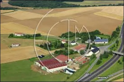 Nous partons maintenant en Lorraine, &agrave; Br&eacute;hain-la-Cour. Hameau du village de Br&eacute;hain-la-Ville, dans l'arrondissement de Val-de-Briey, il se situe ...