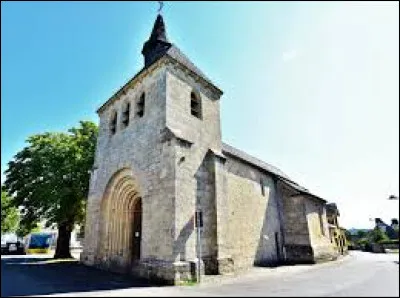 Voici l'&eacute;glise Saint-Michel, &agrave; Chanteix. Village Corr&eacute;zien, il se situe dans l'ex r&eacute;gion ...