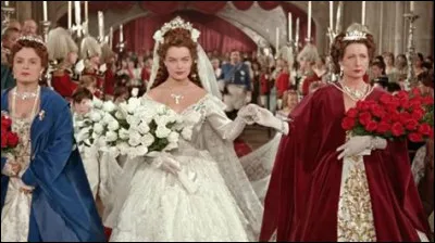 Jusqu'o&ugrave; les cheveux de Sissi arrivaient-ils ?