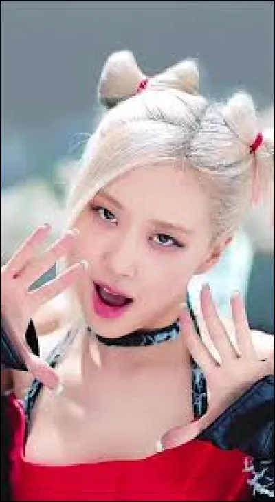 Pour commencer, quel est son nom complet ?