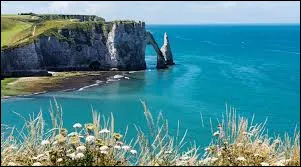 Dans quel d&eacute;partement se trouve la ville de Charleville-M&eacute;zi&egrave;res ?