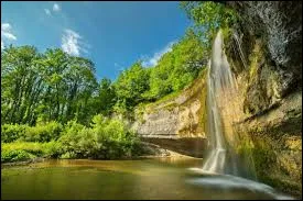 Dans quel d&eacute;partement se trouve la ville de Mont-de-Marsan ?