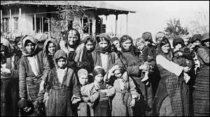 Quelle proportion approximative de la population arm&eacute;nienne de l'Empire ottoman fut extermin&eacute;e ?