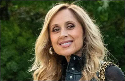 Quelle est la nationalit&eacute; de Lara fabian, interpr&egrave;te du titre '' Ta peine'' ?