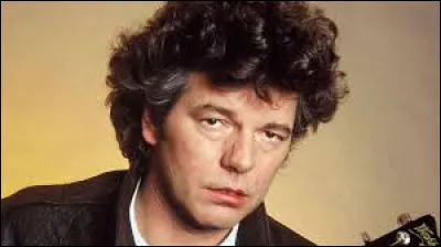 Qui est ce chanteur, auteur compositeur du titre ''L'&acirc;me en peine'' ?