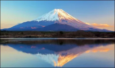 Dans quel pays est situ&eacute; le mont Fuji ?