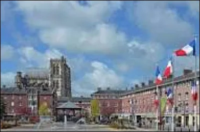 Quelle est cette ville de 22 400 habitants, deuxi&egrave;me ville du d&eacute;partement de la Somme apr&egrave;s Amiens ?