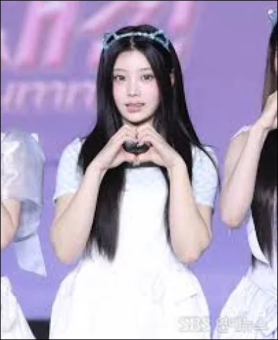 Quel &acirc;ge a-t-elle ?