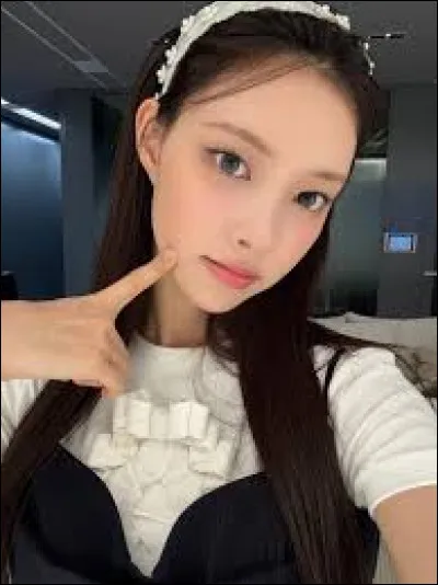 Elle est la leadeuse du groupe ILLIT. Vrai ou faux ?