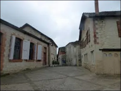 Pour finir je vous emm&egrave;ne &agrave; Tr&eacute;jouls. Village de l'arrondissement de Castelsarrasin, sur les bords de la Barguelonne et du Lendou, il se situe dans le d&eacute;partement ...