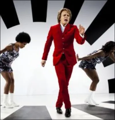 Qui incarne Paul Lederman, l�impr&eacute;sario de Claude Fran&ccedil;ois, dans le film "Cloclo" ?