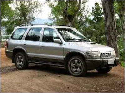 Quel est le nom de ce grand 4X4 ?