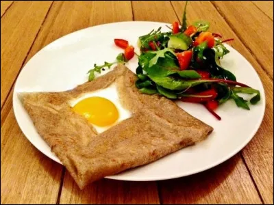 On f&ecirc;te la Chandeleur ! Ne vous cr&ecirc;pez pas le chignon, il y en aura pour tous les go&ucirc;ts !Les affam&eacute;s commenceront par cette cr&ecirc;pe compl&egrave;te ! Qu'est-ce qui se cache sous l'�uf ?