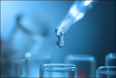 Parmi ces r&eacute;ponses, quels sont les &eacute;tats de l'eau dans la nature ?