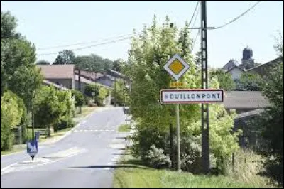 Nous sommes en Lorraine, &agrave; l'entr&eacute;e de Nouillonpont. Village de l'arrondissement de Verdun, sur les bords de l'Othain, il se situe ...