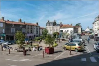Quelle est cette ville de 20 000 habitants, deuxi&egrave;me ville du d&eacute;partement des Deux-S&egrave;vres derri&egrave;re Niort ?