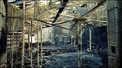 Quel est le nom de la discoth&egrave;que de Saint-Laurent-du-Pont qui a &eacute;t&eacute; ravag&eacute;e par un incendie en 1970, causant la mort la mort de 146 personnes ?