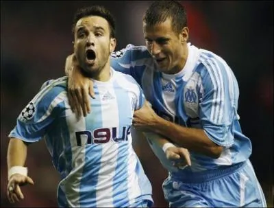 Le nouveau lutin des Bleus, 1, 63 m, s'appelle Valbuena. Il s'est rvl en marquant le but de la victoire marseillaise  Anfield contre Liverpool en C1 2007-08. Vous rappelez-vous de ce but ?