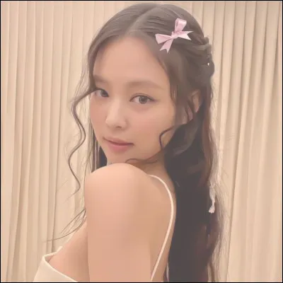 De quel groupe Jennie fait-elle partie ?