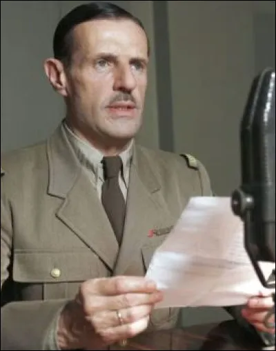 Qui incarne Yvonne de Gaulle dans le film "De Gaulle" interpr&eacute;t&eacute; par Lambert Wilson ?
