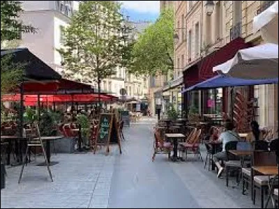 C'est une rue du 1er arrondissement qui va de la rue Pierre Lescot &agrave; la rue Mond&eacute;tour :