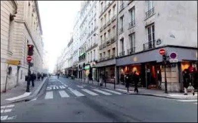 C'est une rue qui part de l'avenue de l'Op&eacute;ra en s&eacute;parant le 1er et le 2e arrondissements et qui borde la biblioth&egrave;que nationale et l'entr&eacute;e de la galerie Vivienne :
