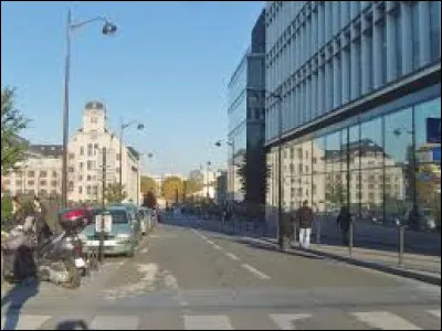 C'est une rue du 13e arrondissement qui va de la rue Cantagrel &agrave; la rue Olivier Messiaen en coupant l'avenue de France :