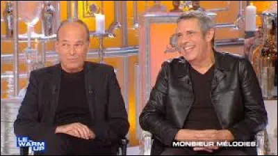 De ces deux hommes, lequel est le plus vieux ?