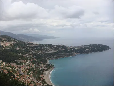 Fin 2000, quel nom est le plus port&eacute; en France ?