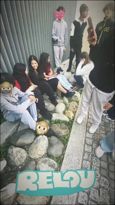 Quand tu es avec ton groupe, que fais-tu ?