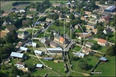 Nous partons maintenant en Normandie, &agrave; Caillouet-Orgeville. Commune de l'aire d'attraction &Eacute;bro&iuml;cienne, elle se situe dans le d&eacute;partement ...