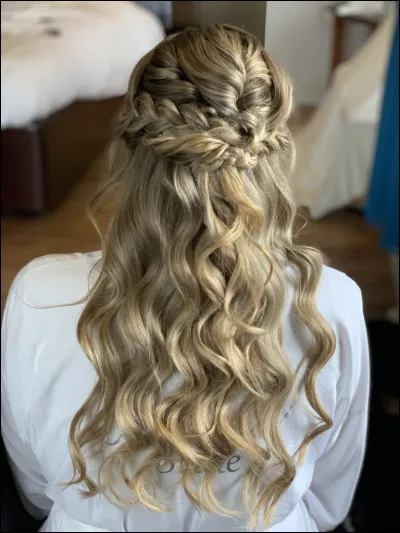 S'ils &eacute;taient d&eacute;tach&eacute;s, comment le seraient-ils ? (D&eacute;cos, petite tresse derri&egrave;re...)