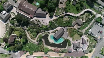 Dans quelle ville se situe le parc zoologique de Fort-Mardyck ?