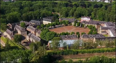 &Agrave; quelle ville appartient cette citadelle ?