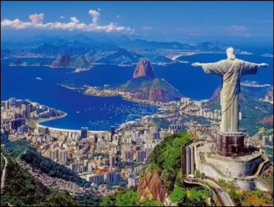 Le carnaval de Rio a lieu &agrave; une p&eacute;riode pr&eacute;cise de l�ann&eacute;e. Quand se d&eacute;roule-t-il traditionnellement ?