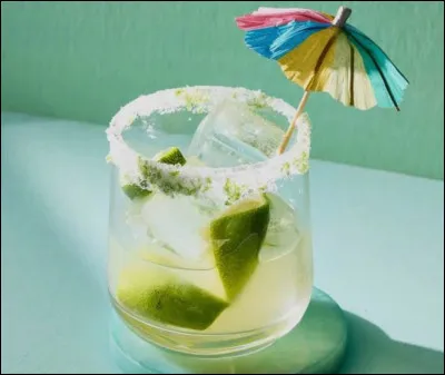 &Ccedil;a vous dit, un petit rafra&icirc;chissement ? Quelle boisson br&eacute;silienne &agrave; base de citron vert, de sucre et de cacha&ccedil;a est particuli&egrave;rement associ&eacute;e &agrave; l�ambiance du carnaval ?