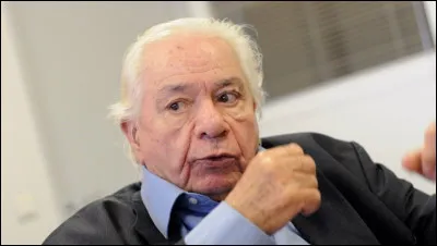 Qui est cet acteur, auteur de cette citation : ''Il n'y a pas d'homme plus courageux au monde que celui qui r&eacute;ussit &agrave; s'arr&ecirc;ter apr&egrave;s la premi&egrave;re cacahu&egrave;te.'' ?