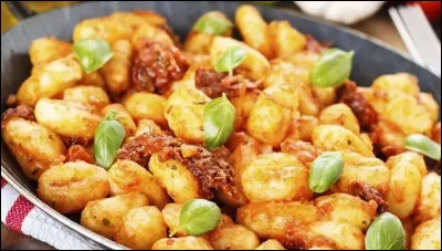 Quelle est la diff&eacute;rence entre ces gnocchis, &agrave; la romaine*, et les traditionnels** ?