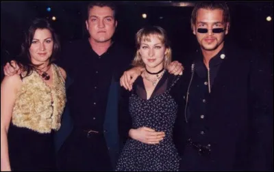 Ce fameux groupe conna&icirc;t un immense succ&egrave;s international au d&eacute;but de quelle d&eacute;cennie ?