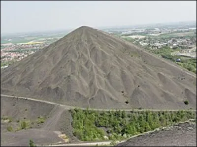 Les ... font partie du patrimoine du bassin minier