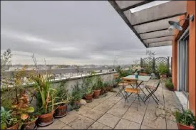 Ils habitent un appartement avec ...