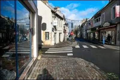 Olivet, 23 500 habitants, et Saint-Jean-de-Braye, 23 100, sont les 2e et 3e communes du d&eacute;partement d'/du ...