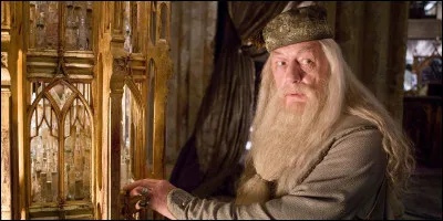 Combien d'acteur(s) a/ont incarn&eacute; Albus Dumbledore ?