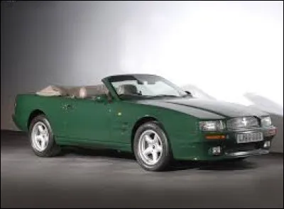 Ce cabriolet vert se nomme ...