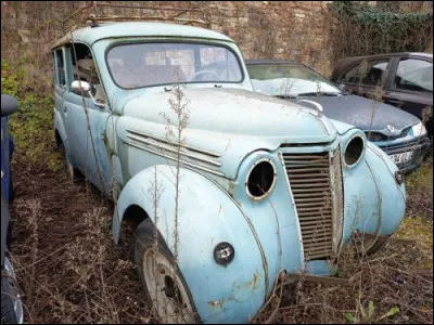 Cette voiture est devenue un tas de ...