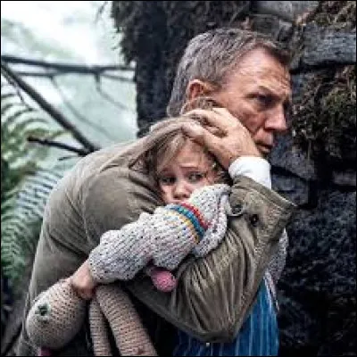 Mathilde Swann est la fille de James Bond et Madeleine Swann. Dans quel film, sorti en 2021, apprend-on son existence ?
